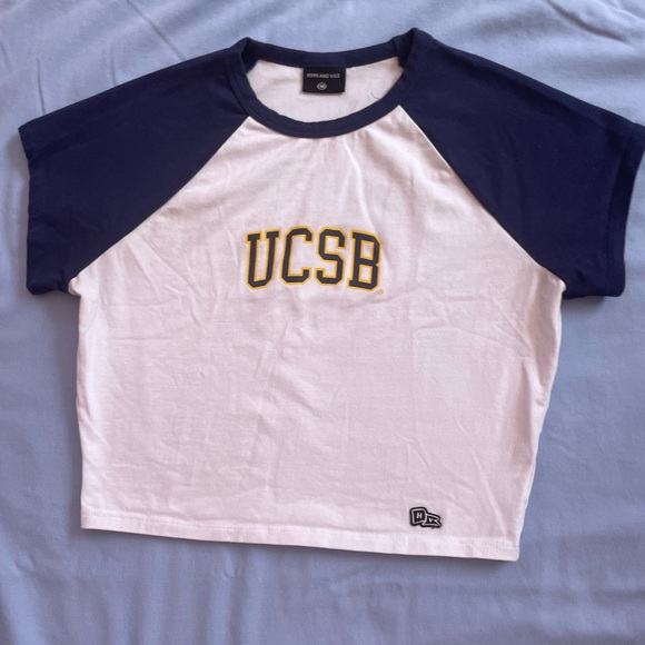 UCSB Hype and Vice crop top - Picture 3 of 4